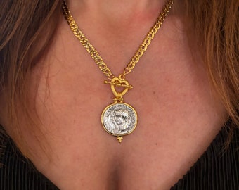 Collar con colgante de moneda griega antigua de cadena gruesa: Medallón con cierre de corazón