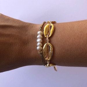 Gold Shell Bracelet, Cowrie Bracelet, Xmas Christmas Gift/Her, Beach Summer Jewel, Boho Stackable Jewel, Adjustable Ocean Puka Shell Bangle