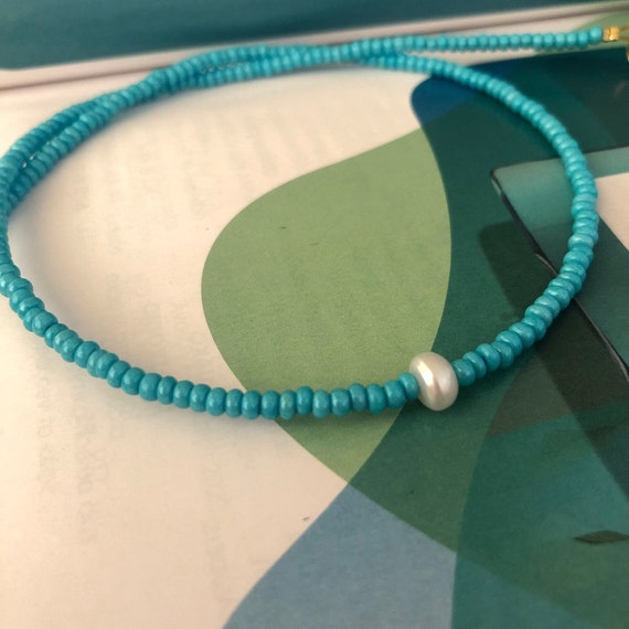Blue seed bead necklace deals
