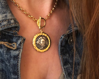 Chunky Chain Medusa Mythology Coin Necklace, Gift For Mum Girlfriend Wife, Antique Thick Chain Choker, Black/Gold Medallion Pendant, T-Clasp