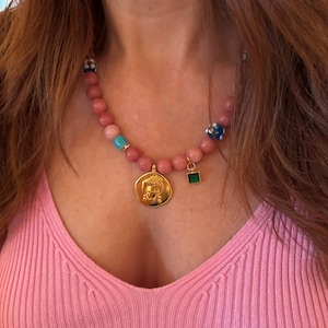 Frida Kahlo pärlhalsband, rosa jadepärlberlock, blommahänge, present till mamma bild 10