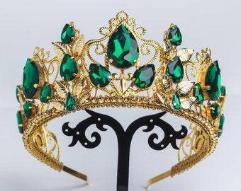 Luxurious Emerald Green Gold Tiara, Victorian Green Royalty  display picture 1