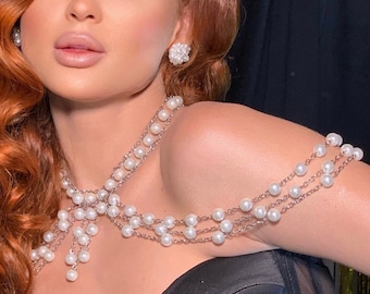 burlesque shoulder necklace Pearls necklace shoulder Body jewelry Bridal body jewelry Wedding dress accessory Shoulder necklaces bra