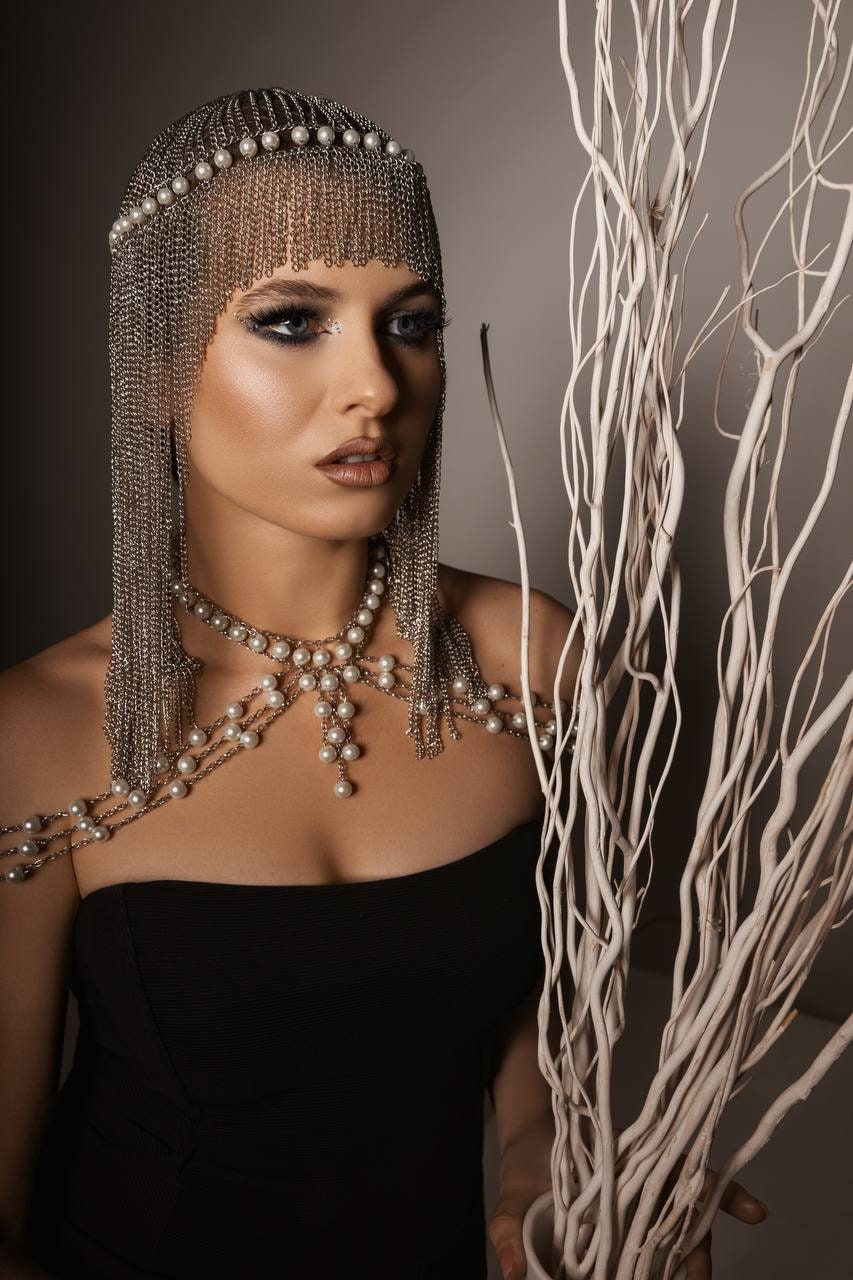 Pearl Chain Headpiece – Silver Fringe Crown, Festival Hair  display picture 1