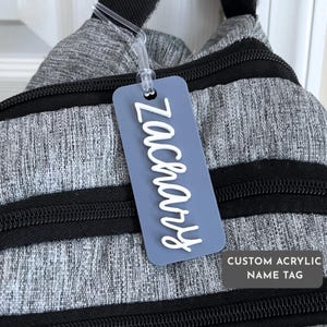 Personalisierter Rucksack Namensschild für Kinder Acryl Schultasche Label Kindergarten Schlüsselanhänger Individuelle Lunchbox ID Tag Back to School Accessoire