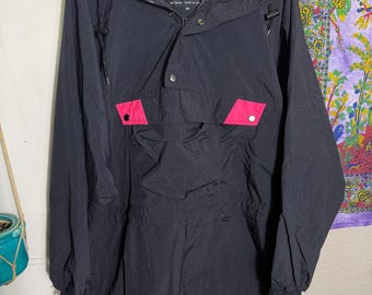 Chaqueta cortavientos anorak vintage de los 90 en negro y rosa, chaqueta con capucha ProGear, chaqueta impermeable para festivales fabricada en Corea.