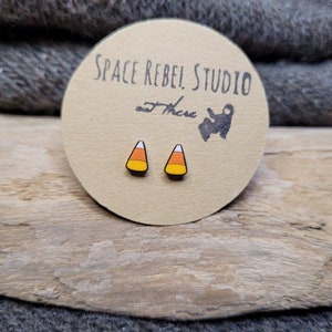HALLOWEEN CANDY CORN Oorknopjes ~ Herfst ~ Herfst ~ Kleurrijk Plezier ~ Sieraden ~ Snoep ~ Tiny Cute