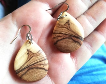 Boucles d'oreilles bois d'olivier ; bijoux bois ; naturel, fait main et artisanal