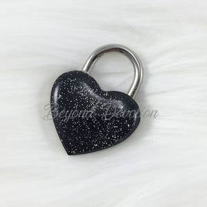 Black with Glitter Working Heart Padlock