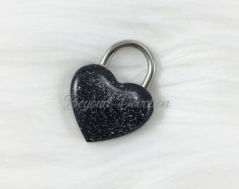 Black with Glitter Working Heart Padlock
