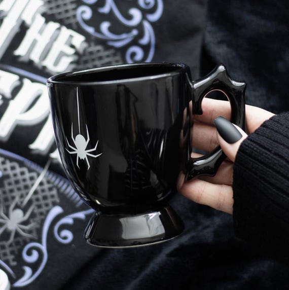 Gothic Black Spider Teacup: Spooky Halloween Decor