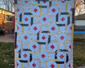 LoopDeeLoo Downloadable Quilt Pattern by Neverlandstitches