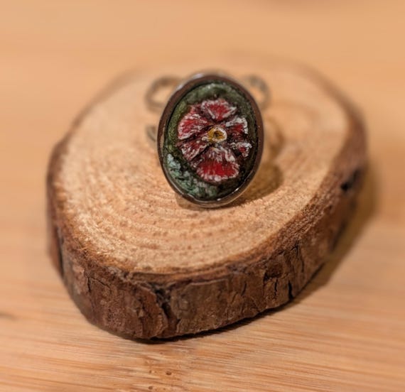Mon Poppie: Handmade jewelry- carved and painted clay and resin statement ring. Red, green, black, silver-tone, stainless alloy.