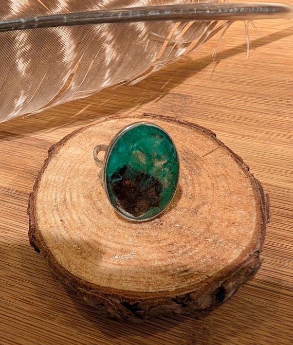 Nature-scape: Statement ring made with natural materials. Redwood bark, blue, green, gold pigment & resin. Silver-tone, stainless alloy.