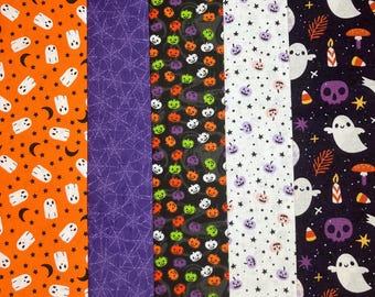 Cuartos gordos naranjas y negros de Halloween, fantasmas, calabazas, esqueletos, calabazas, maíz dulce, purpurina