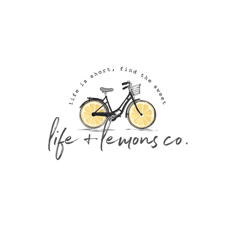 Puede incluir: Bicicleta negra con rodajas de lim&oacute;n como ruedas. El texto "life is short, find the sweet life + lemons co." est&aacute; escrito alrededor de la bicicleta.