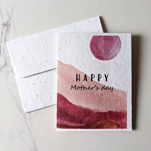 Carte de fête des mères, coucher de soleil rose dans le désert sur papier de graines à planter ou papier blanc aquarelle, bonne fête des mères, carte de lune