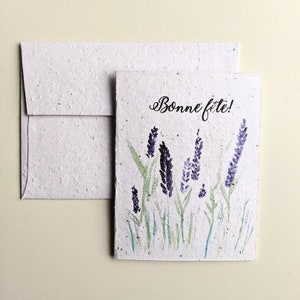 Joyeux anniversaire, aquarelle violette de la plante à fleurs de lavande sur papier graine plantable ou papier blanc aquarelle, carte d’amitié, carte d’anniversaire