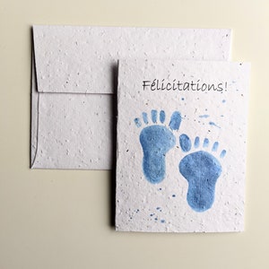 Carte de félicitations pour bébé, pieds de bébé aquarelle sur papier de graines plantables ou papier blanc aquarelle, carte de baby shower, attente