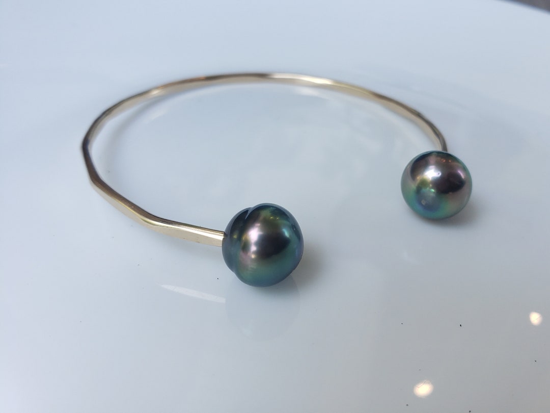 Peacock Semi-baroque Tahitian Pearl Cuff, Peacock Tahitian Pearl Bangle ...