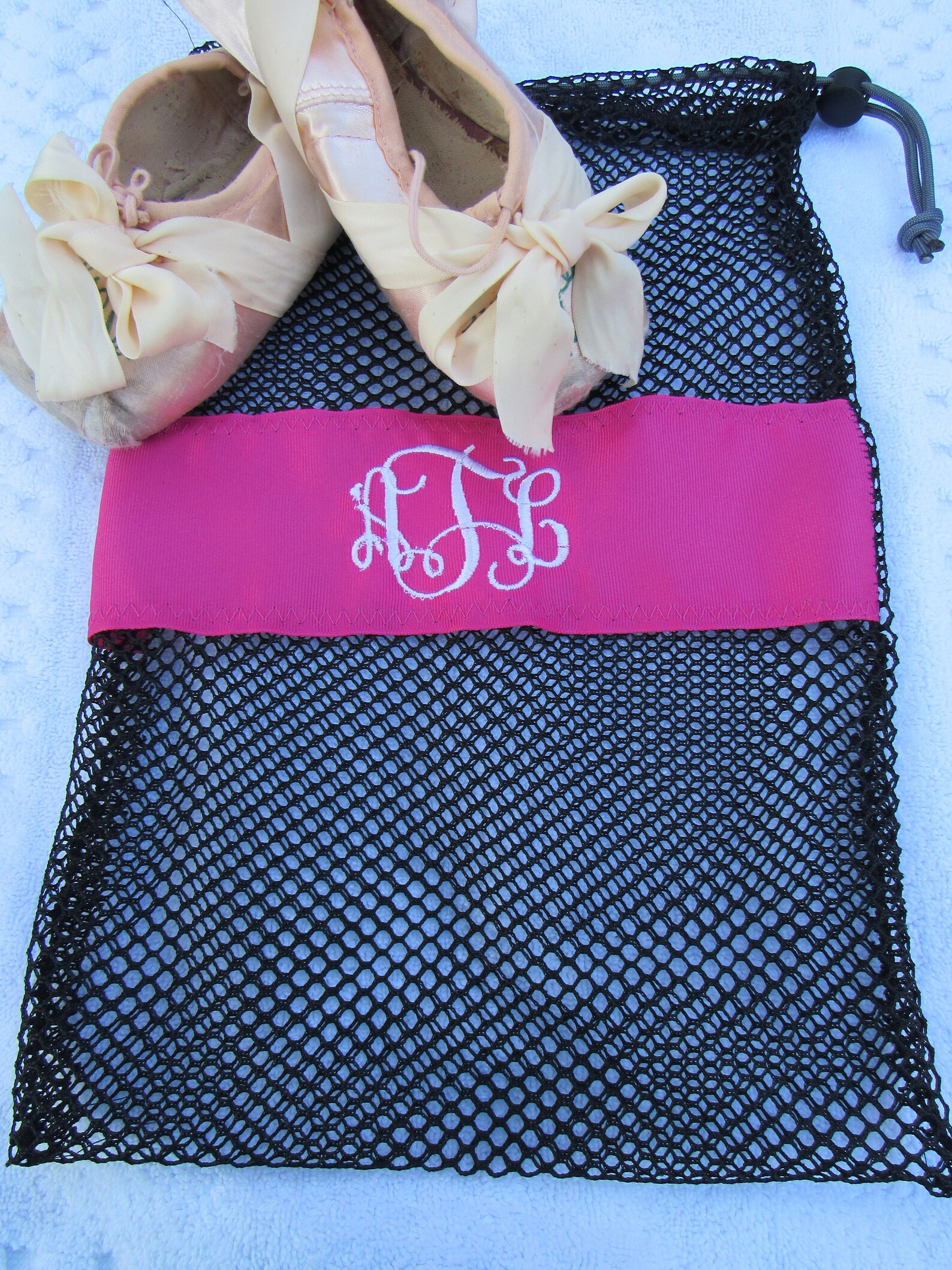 mesh drawstring black large ballet jazz tap pointe shoe glove ditty bag; free shipping within usa; dance team cheer softball gif