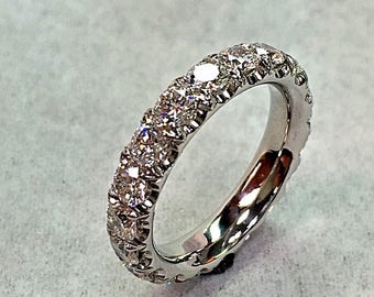 Handmade All-Round Diamonds Platinum Band Ring