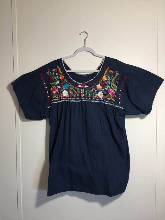 Embroidered Mexican Blouse / Vintage Tunic  - 90s 