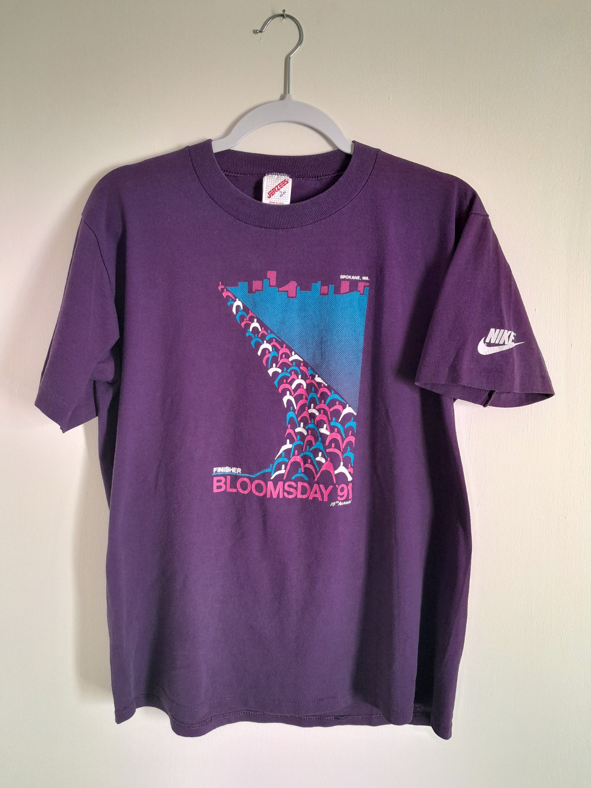 Lilac Bloomsday Bloomsday Road Runners Club Woman Running Into