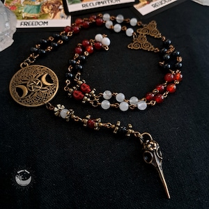 Morrigan Prayer Beads Necklace: Obsidian, Carnelian, Jade Witch Rosary
