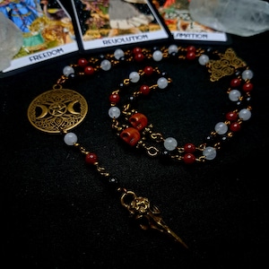 Morrigan Prayer Beads Necklace: Witch Rosary, Pagan Meditation Beads, Witch's Ladder, Devotional Jewelry, Witchy Jewelry