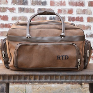 Personalized Leather Gym Bag, Personalized Carry on luggage, leather duffel, groomsman duffel bag, groomsman gift, nice groomsman gifts