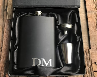 Personalized Flask Set, Engraved Matte Black Flask, Flask with funnel, Groomsmen Flasks, Groomsman Flask, Engraved Flask, Groomsman Gift