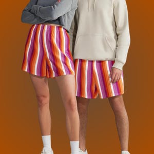 Paars roze oranje gestreepte sportshort lesbienne Pride Flag LGBTQ+ Active Sports & Festival Outfit Pride Month Kleding Cadeau-idee Teamgeest