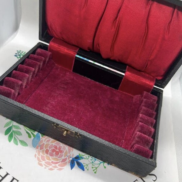 Pretty Vintage Jewellery Case/ Box with Red Velvet and Satin Interior