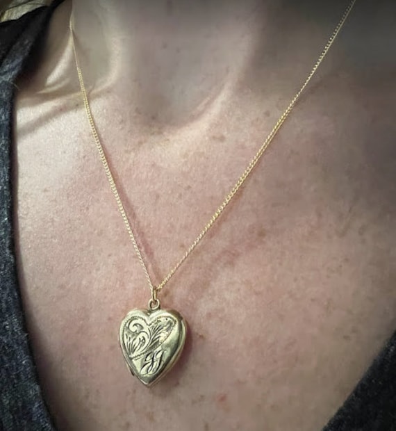 Sweet Rolled Gold Heart Locket with Engraving on … - image 8