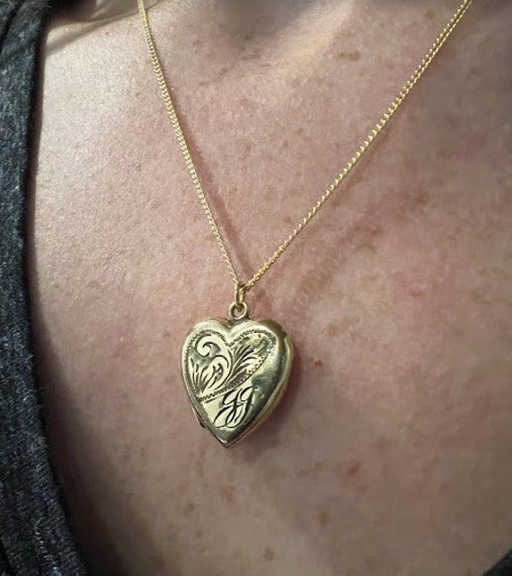 Sweet Rolled Gold Heart Locket with Engraving on … - image 7