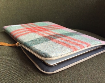 harris tweed laptop case