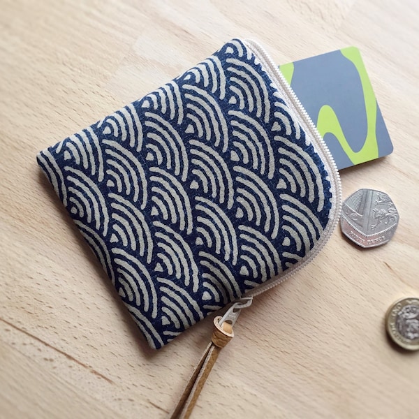 Japanese wave, hemp leaf print small zipper pouch, coin wallet, change purse, mini wallet for women, mens coin purse, pocket pouch