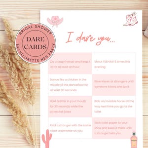 Dare Cards Activiteit Afdrukbaar vrijgezellenfeest westerse vrijgezellengames Downloaden Ideeën voor een roze cowgirl-feest vrijgezellenfeest Avondje uit
