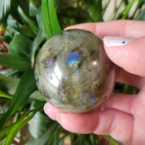 Labradorite Sphere With Blue Flash, Crystal Sphere, Polished Labradorite Sphere LBS2