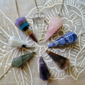 Crystal Pendulum, Dowsing Pendulum on Chain, Tiger Eye, Labradorite, Rose Quartz, Clear Quartz, Dream Amethyst, Sodalite, Moonstone, Chakra