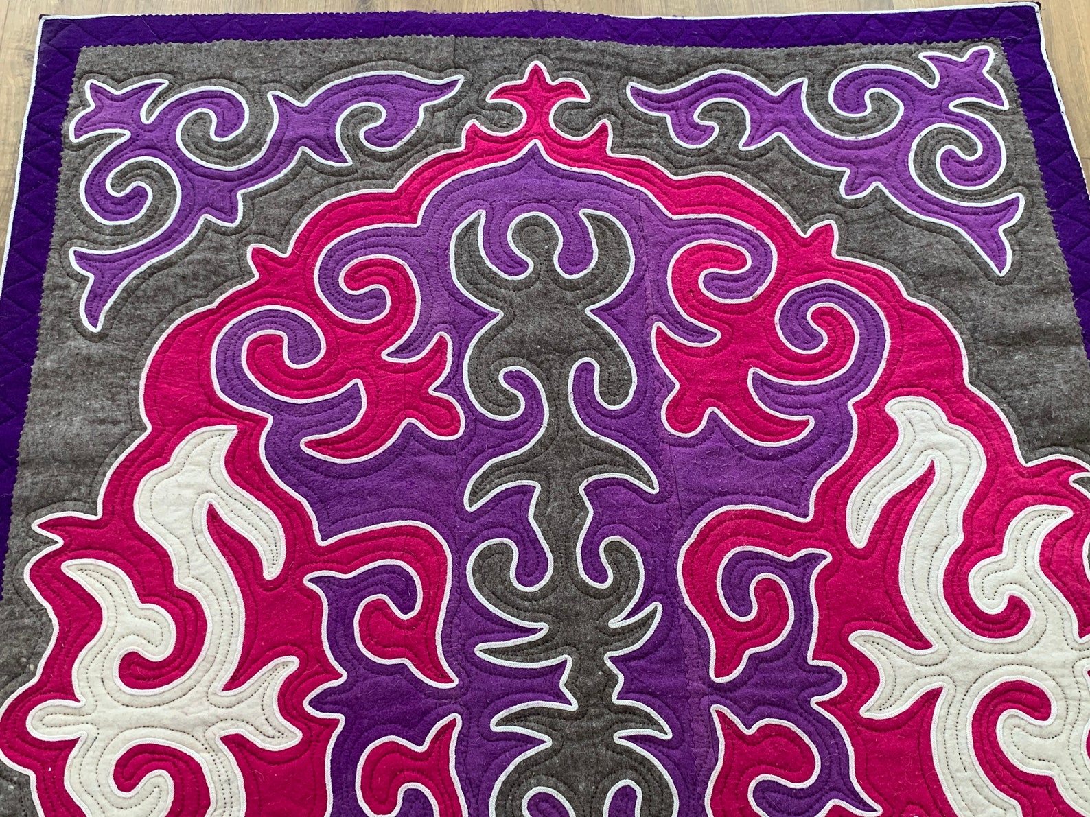 Kyrgyz kazakh shyrdak Felt rug natural Shyrdak Wool Etsy