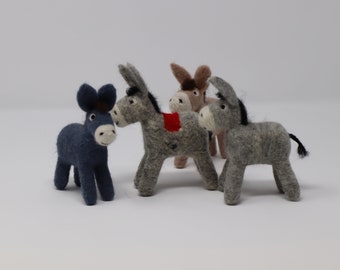 Nadel gefilzter Esel Tier, Filz Esel, Gefilztes realistisches handgemachtes Spielzeug. Miniatur weiche Skulptur, gefilzte wilde Tiere 3D Nadel gefilzt