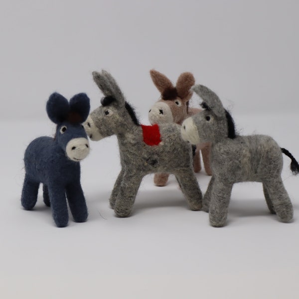 Needle Felted donkey animal, Felt donkey, Felted realistic Handmade toy. Miniature soft sculpture, felted wild animals 3D needle felted