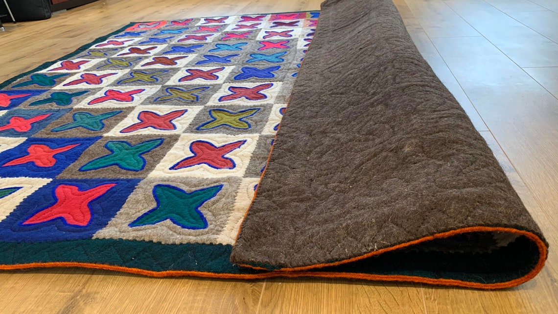 Kyrgyz kazakh shyrdak Felt rug natural Shyrdak Wool Handmade Etsy