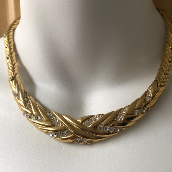 Beautiful Vintage Rhinestone Gold Colored Bib Necklace, 17” L