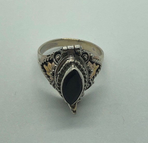 Poison Ring, Silver Garnet Poison Ring, Ring Size