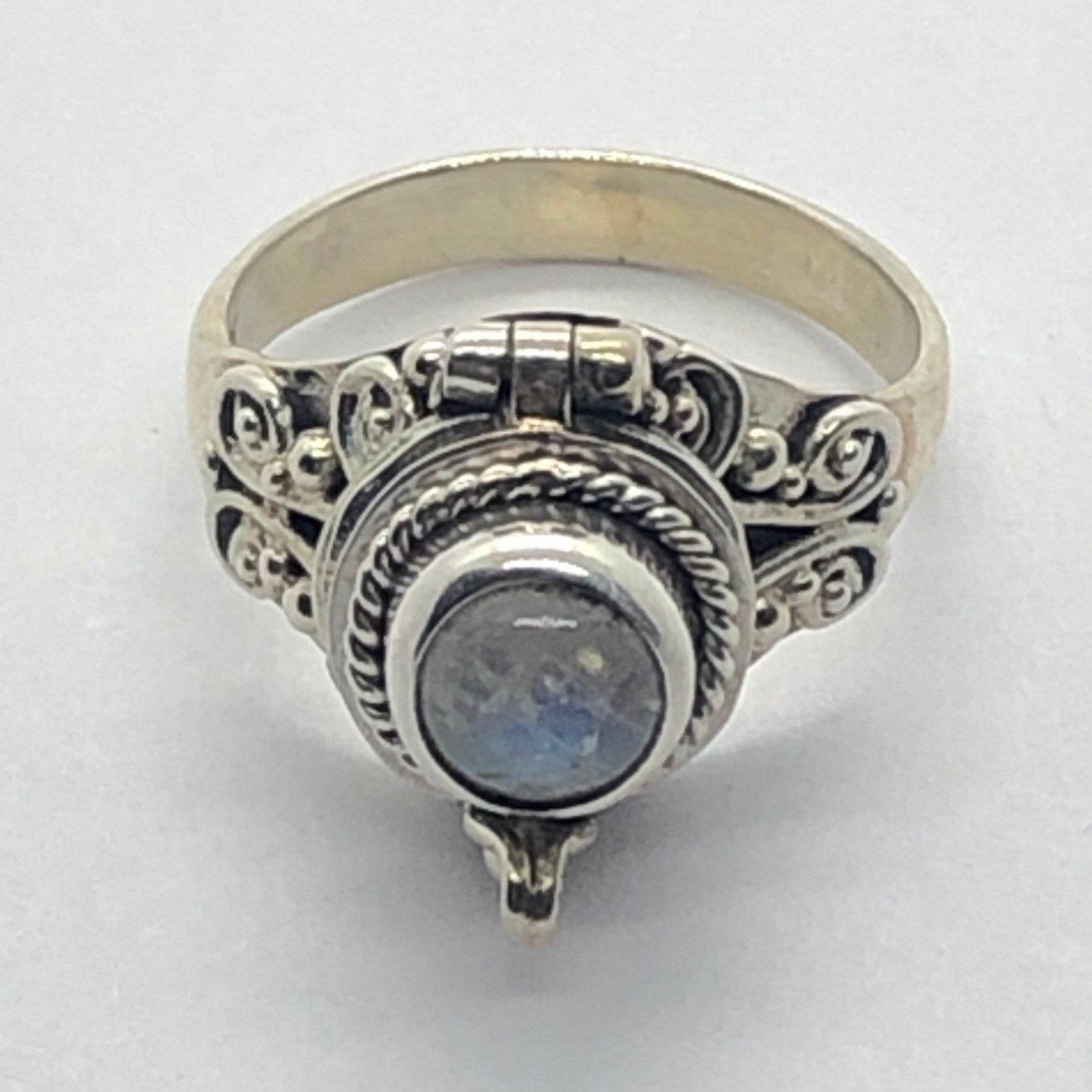 Poison Ring Silver Moonstone Poison Ring Ring Size 7 Ring - Etsy