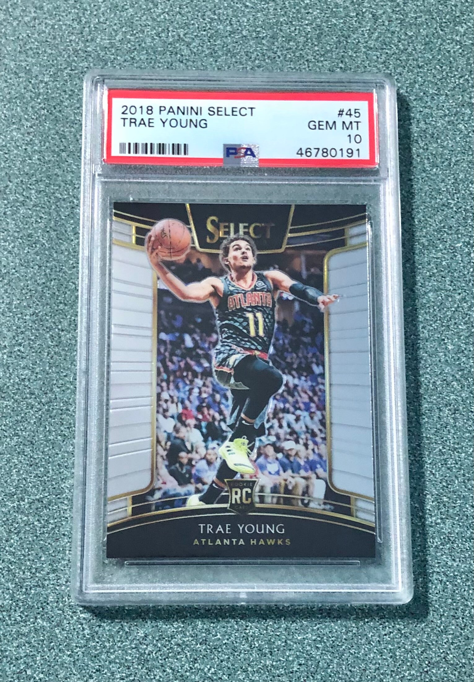2018-19 Panini Select Trae Young Atlanta Hawks RC PSA 10 Gem Mint 
