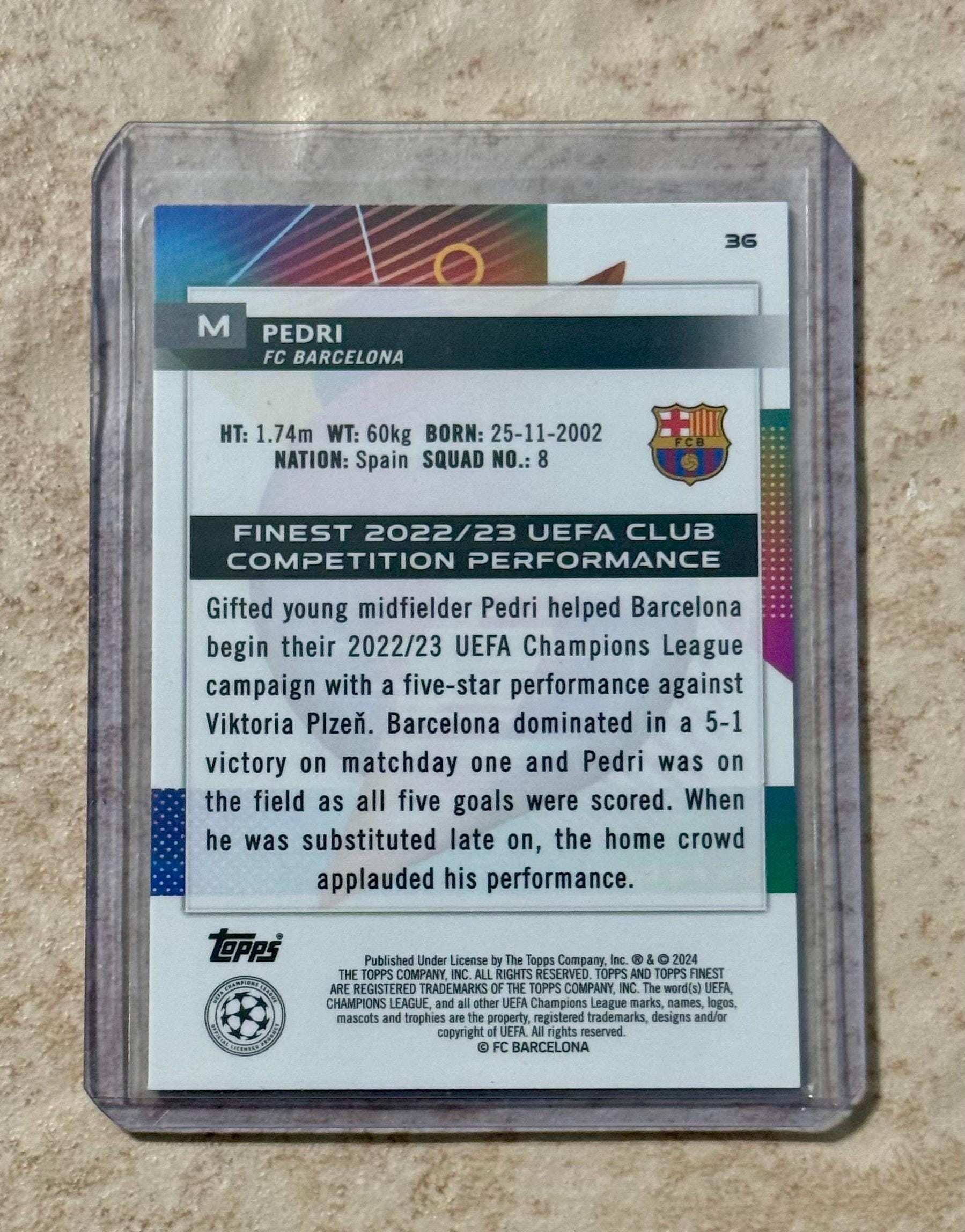 Topps Finest UEFA 2023-24 Pedri #d /99 Green Refractor FC